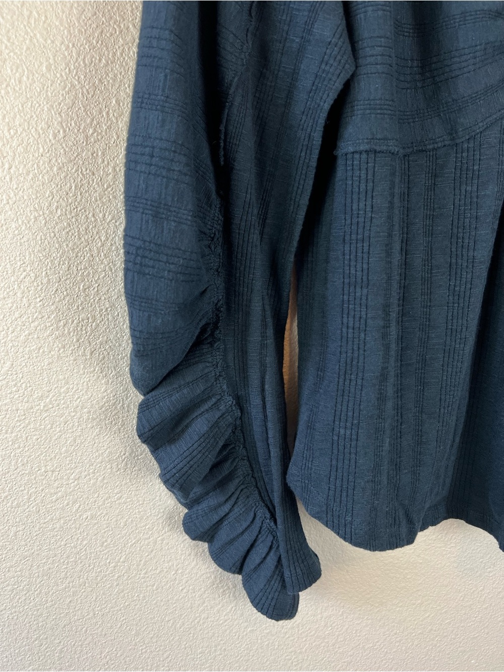 Pilcro Ribbed Ruched Sleeve Top - Picture 10 of 15